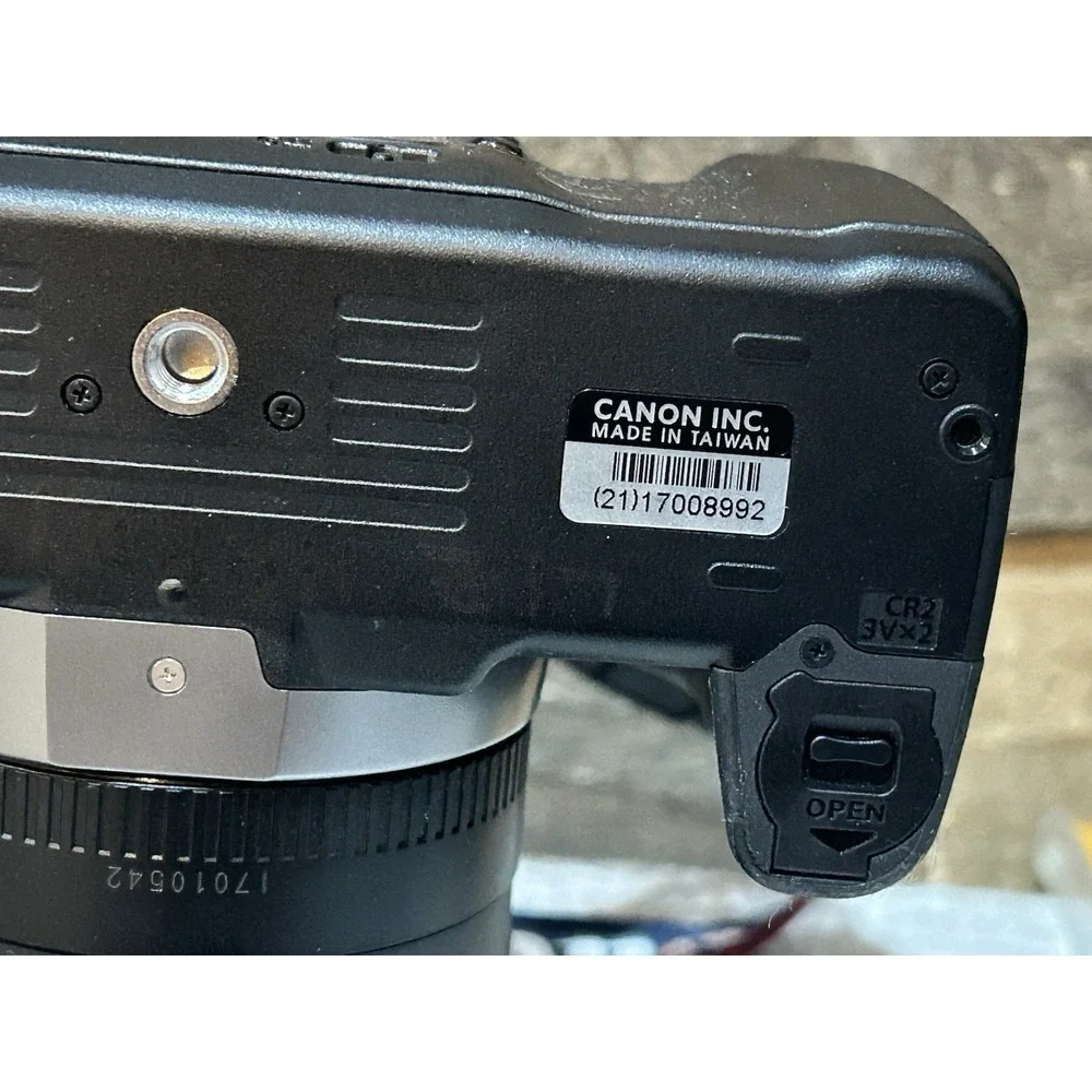 Canon EOS Rebel K2 35mm SLR Film Camera EF 28-90mm Zoom Lens Silver Not Tested